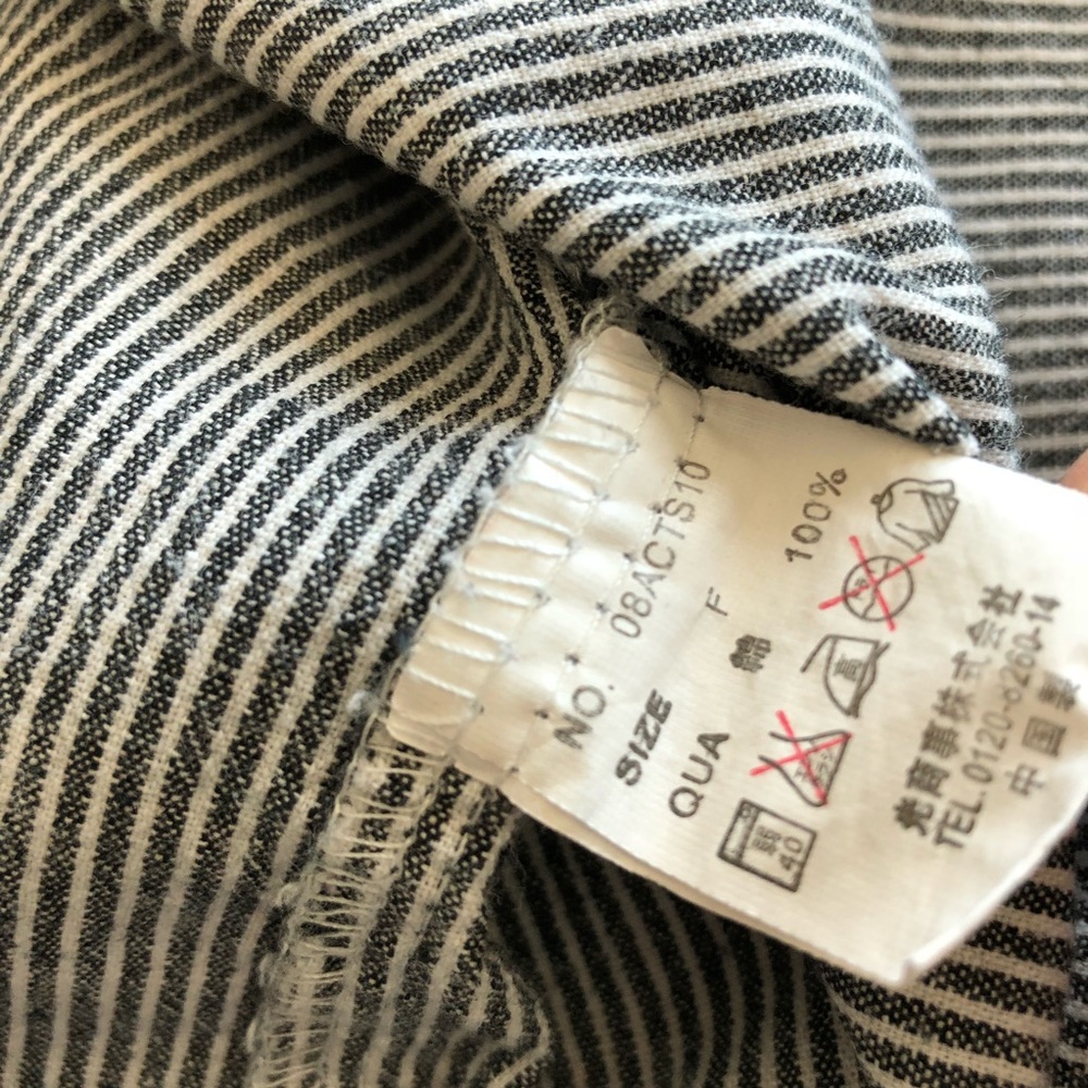 Cute Rabbit 🐰 Shirt - Picture 6 of 7